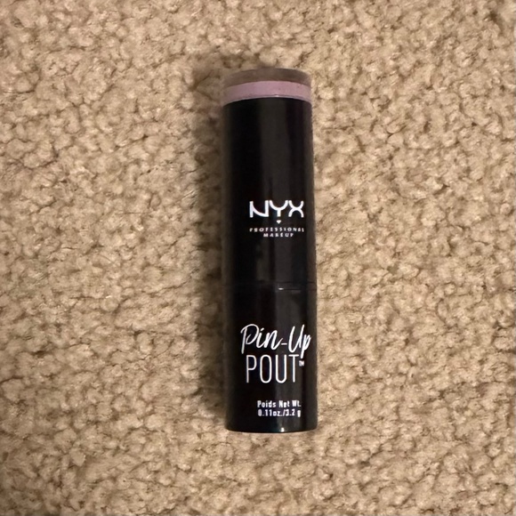 NYX "Smoke Me" lipstick - Picture 5 of 9